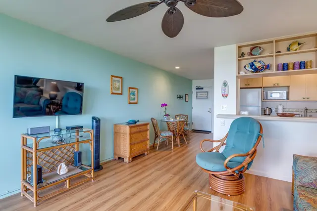 Listing Image for 3741 Lower Honoapiilani Rd 112 4 of 18