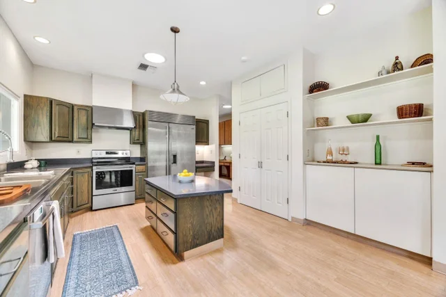 Listing Image for 61 Huluhulu Pl 11 of 50