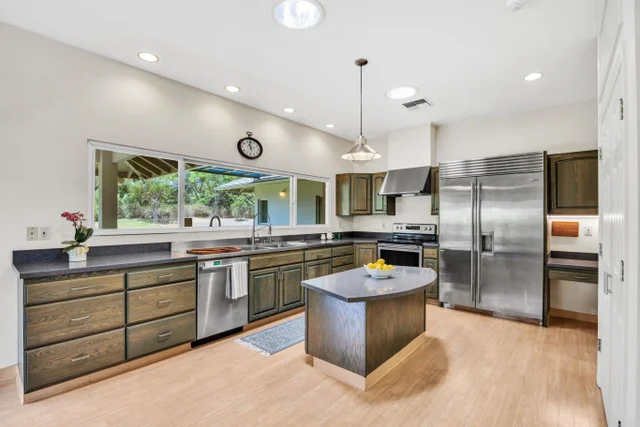 Listing Image for 61 Huluhulu Pl 14 of 50