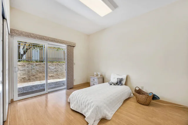 Listing Image for 61 Huluhulu Pl 32 of 50