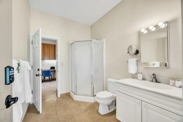 Listing Image for 61 Huluhulu Pl 35 of 50