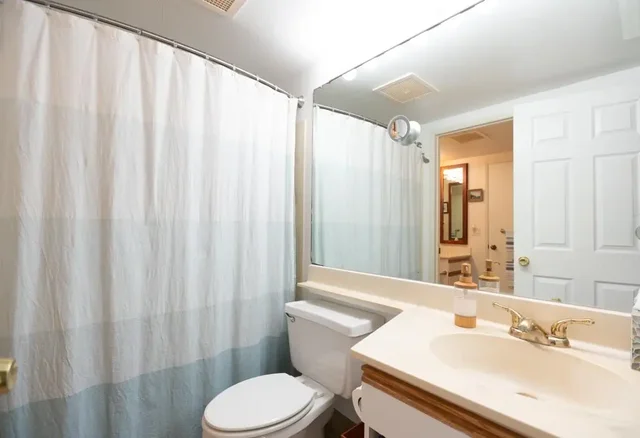 Listing Image for 160 Keonekai Rd 16-104 20 of 26