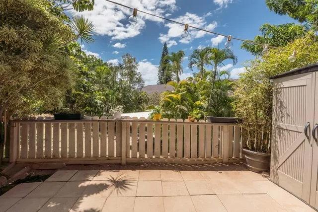 Listing Image for 160 Keonekai Rd 16-104 21 of 26