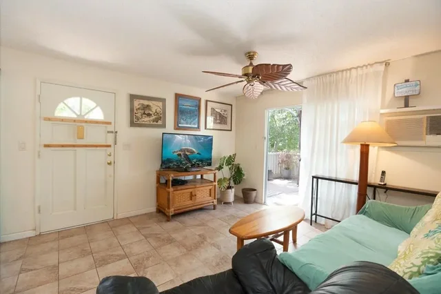 Listing Image for 160 Keonekai Rd 16-104 6 of 26