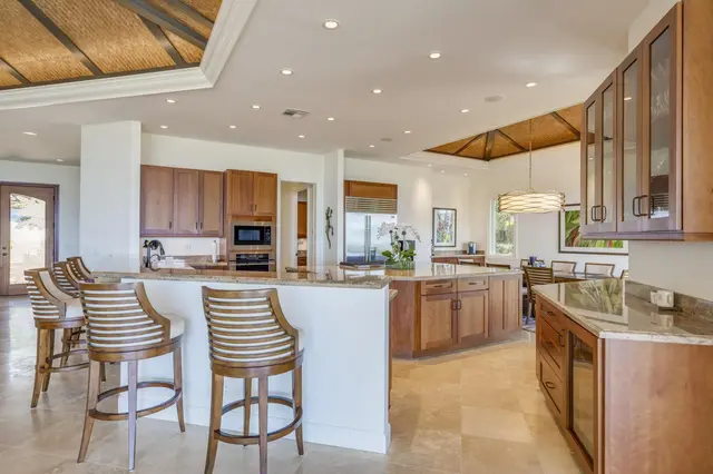 Listing Image for 94 W Mahi Pua Pl 10 of 50