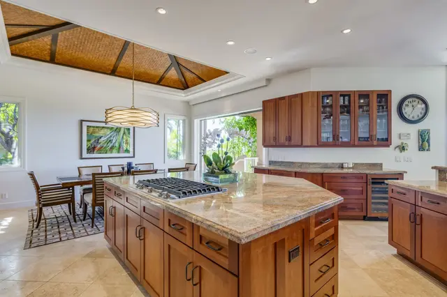 Listing Image for 94 W Mahi Pua Pl 19 of 50