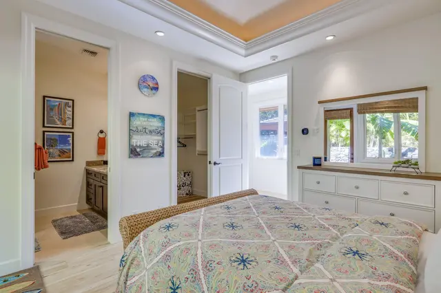 Listing Image for 94 W Mahi Pua Pl 34 of 50