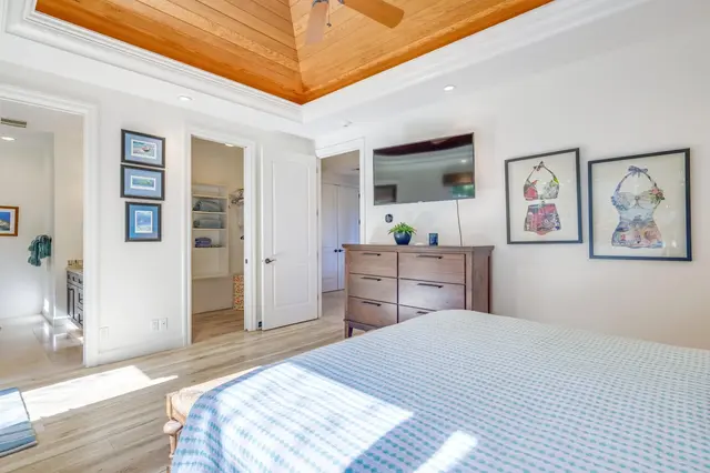 Listing Image for 94 W Mahi Pua Pl 37 of 50