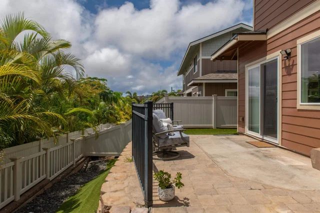 Listing Image for 24 Kakawahie St 82 11 of 35