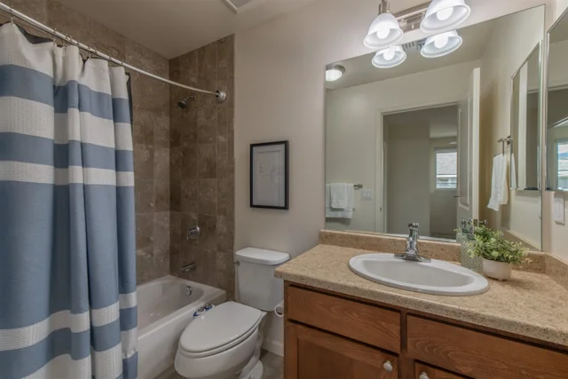 Listing Image for 24 Kakawahie St 82 27 of 35