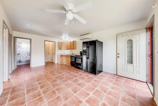 Listing Image for 296 Kenolio Rd 34 of 50