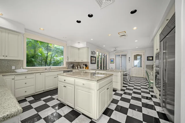 Listing Image for 212 Crestview Rd 20 of 50