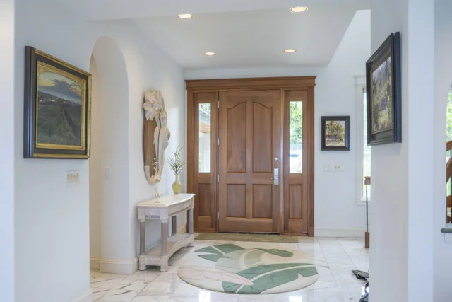 Listing Image for 212 Crestview Rd 9 of 50