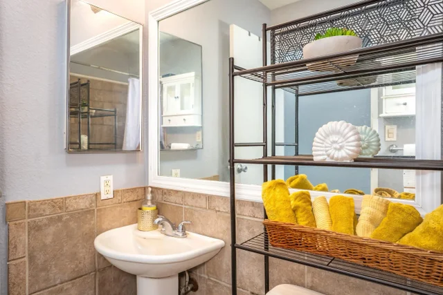 Listing Image for 15 Kulanihakoi St 17h 19 of 30