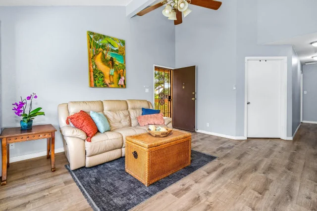 Listing Image for 15 Kulanihakoi St 17h 3 of 30