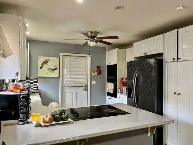 Listing Image for 828 Makaala Dr 3 of 6
