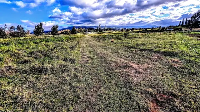 Listing Image for 179 Kaluanui Rd Unit A 11 of 42