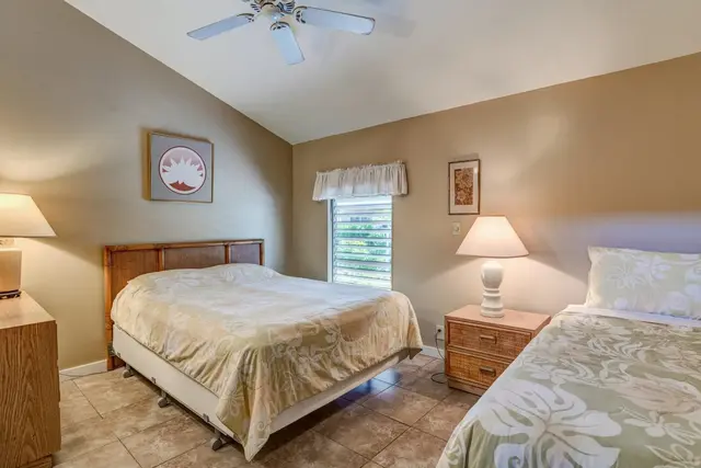 Listing Image for 4909 Lower Honoapiilani Rd F7 19 of 33