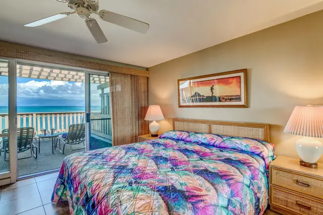 Listing Image for 4909 Lower Honoapiilani Rd F7 23 of 33