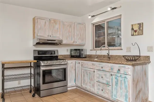 Listing Image for 720 Hana Hwy 7 27 of 44