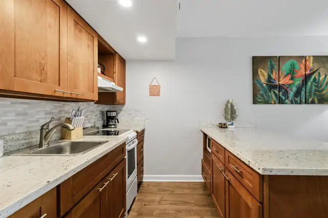 Listing Image for 4365 Lower Honoapiilani Rd 404 9 of 22