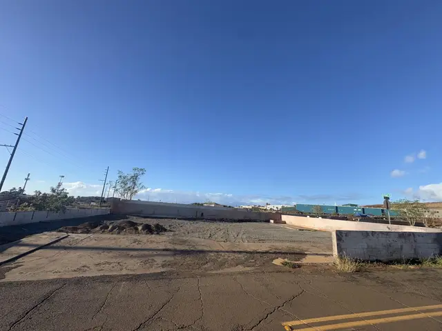 Listing Image for 909 Kopili St 2 of 9