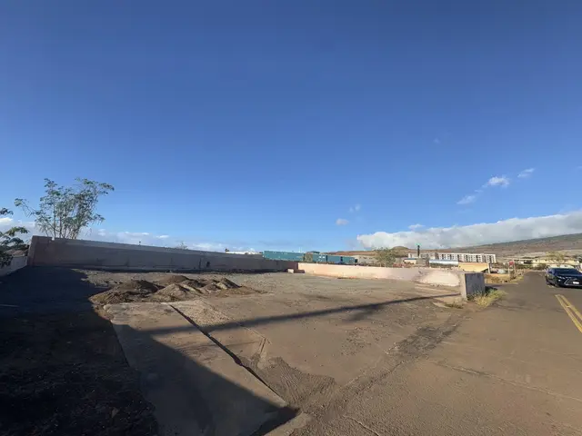 Listing Image for 909 Kopili St 3 of 9