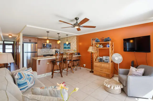 Listing Image for 1310 Uluniu Rd 202 4 of 39