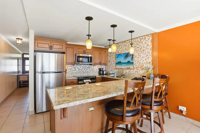 Listing Image for 1310 Uluniu Rd 202 7 of 39