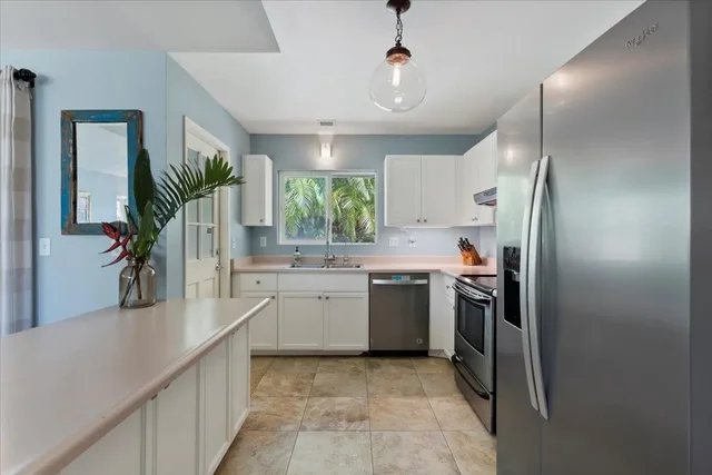 Listing Image for 81 Lae St 17 of 47