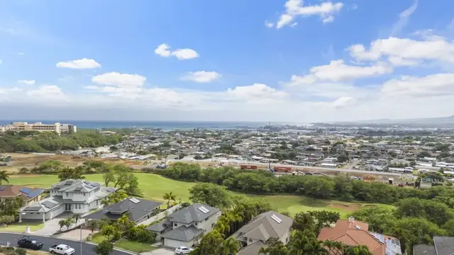 Listing Image for 21 Meleinoa Pl 4 of 50
