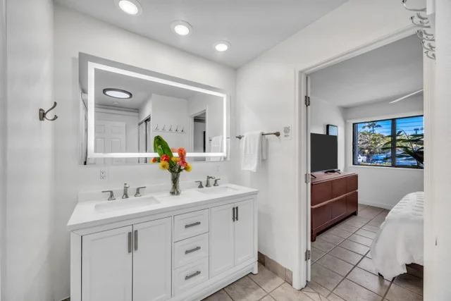 Listing Image for 5295 Lower Honoapiilani Rd B35 17 of 38