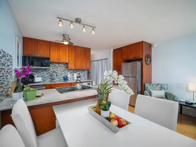 Listing Image for 2191 S Kihei Rd 2216 13 of 38