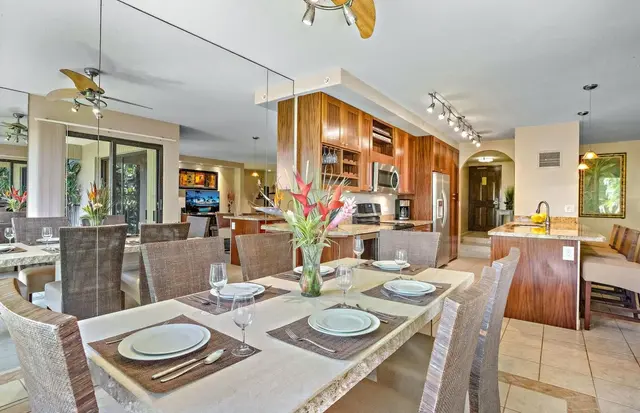 Listing Image for 50 Nohea Kai Dr 3-102 11 of 43