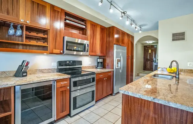 Listing Image for 50 Nohea Kai Dr 3-102 3 of 43