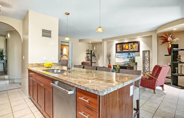 Listing Image for 50 Nohea Kai Dr 3-102 5 of 43