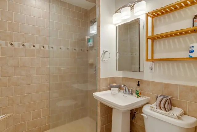 Listing Image for 3695 Lower Honoapiilani Rd 102 10 of 31