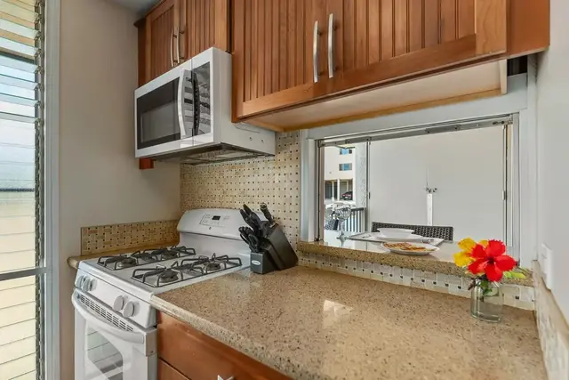 Listing Image for 35 Walaka St P311 9 of 38
