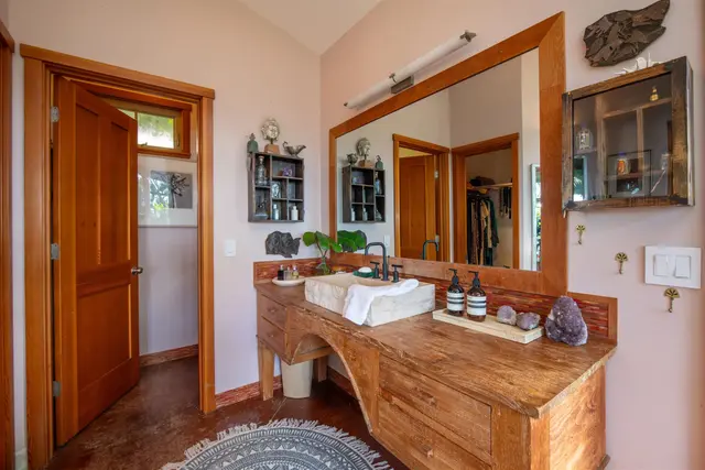 Listing Image for 52 Papio Way Unit A 31 of 50