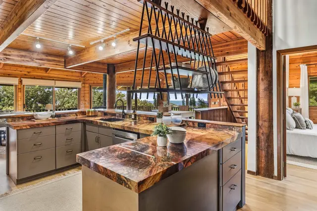 Listing Image for 1330 Kauhikoa Rd 15 of 47