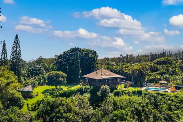 Listing Image for 1330 Kauhikoa Rd 36 of 47