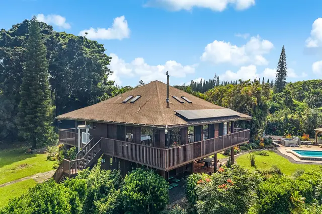 Listing Image for 1330 Kauhikoa Rd 38 of 47