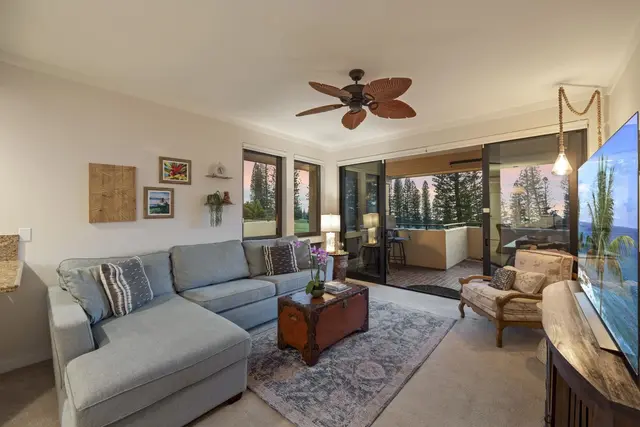 Listing Image for 500 Kapalua Dr 27t 5-6 15 of 34
