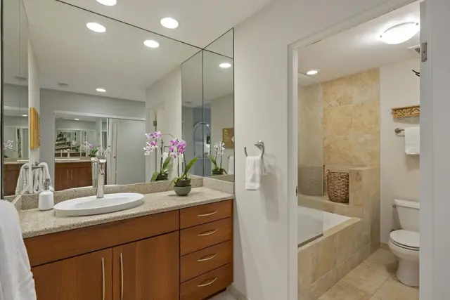 Listing Image for 500 Kapalua Dr 27t 5-6 25 of 34