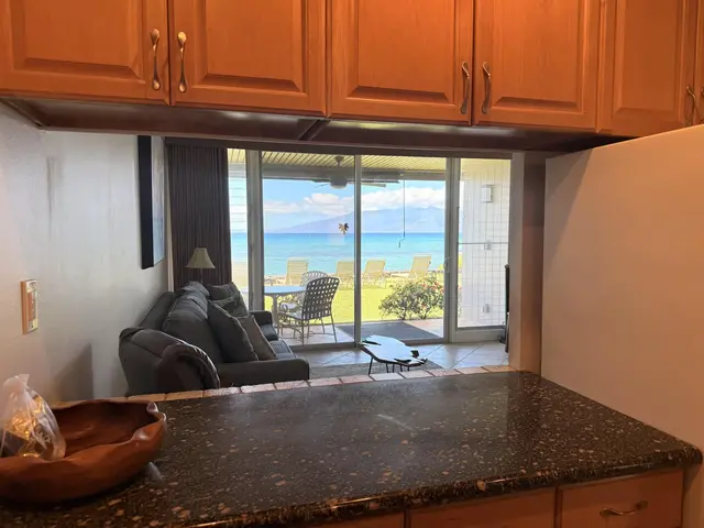 Listing Image for 3701 Lower Honoapiilani Rd 105 9 of 36