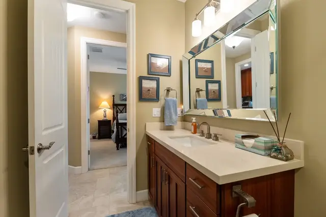 Listing Image for 2563 Umeke Cir 64 31 of 50