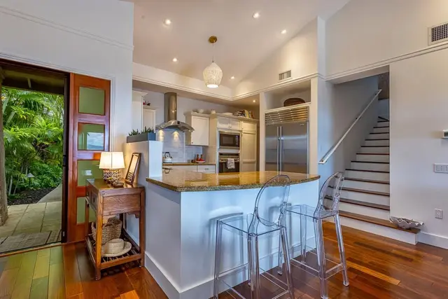 Listing Image for 393 Kai Malu Pl 52b 5 of 50