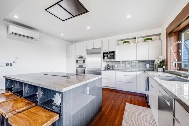 Listing Image for 24 Lolii Pl 13 of 50