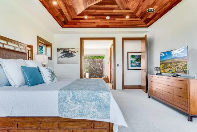 Listing Image for 24 Lolii Pl 21 of 50