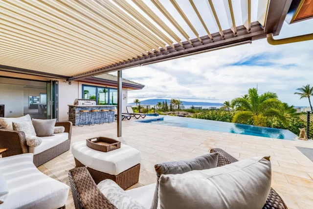 Listing Image for 24 Lolii Pl 28 of 50